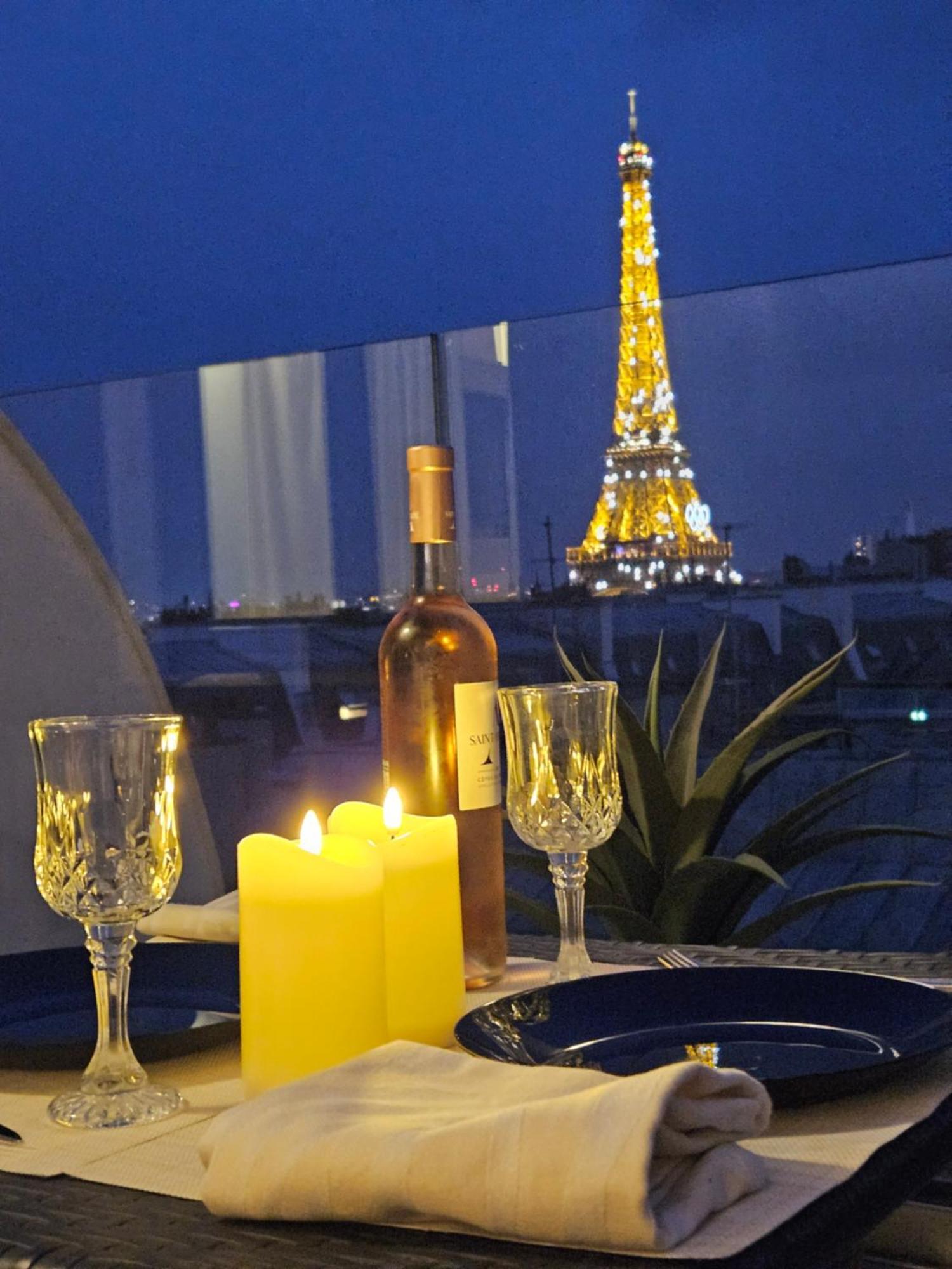 Pepite Tour Eiffel Paris Exterior foto